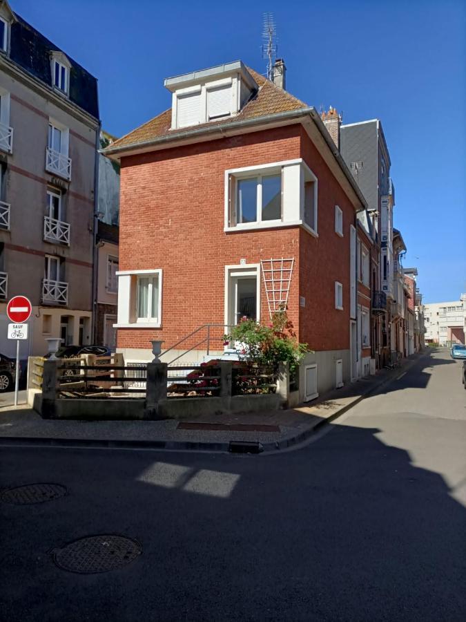 Le Tréport Appart En 1Er Etage A 120M De La Mer מראה חיצוני תמונה